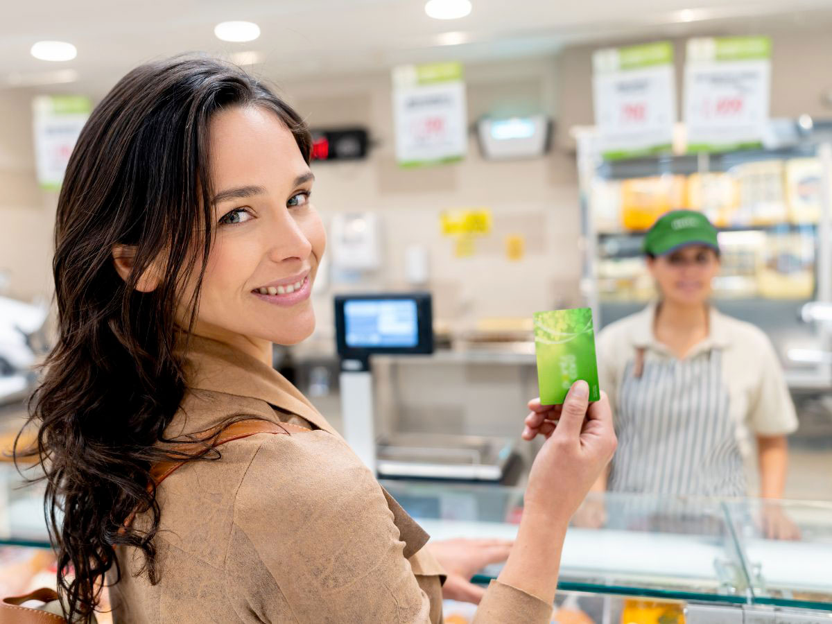 Le tessere fedeltà: La chiave per fidelizzare i clienti e aumentare le vendite!